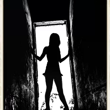 Heather Brown - Part 2 Our 2nd shoot together worked perfectly. Heather wanted to shoot at the